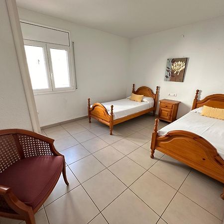 Agi Riera La Cuana Apartment Roses Bagian luar foto