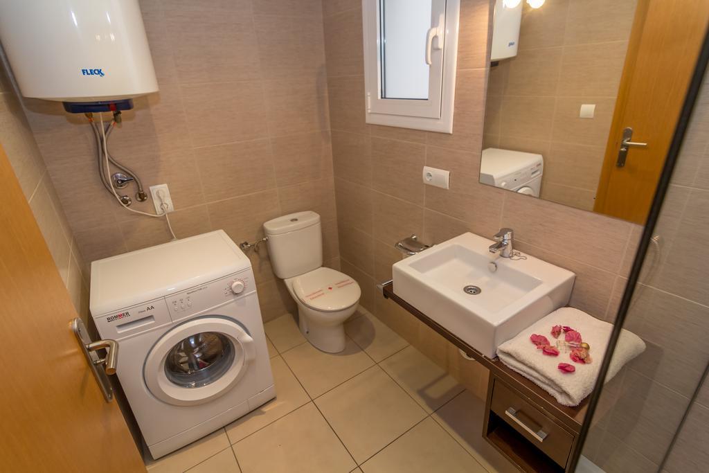 Agi Riera La Cuana Apartment Roses Ruang foto
