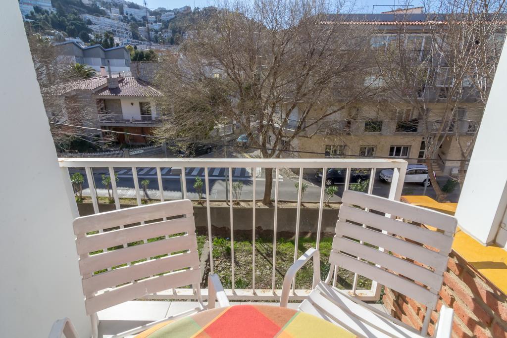 Agi Riera La Cuana Apartment Roses Ruang foto